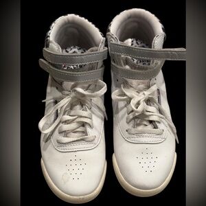 Reebok Kids Sneakers - White and Gray